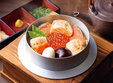 B663 鮭いくら釜飯