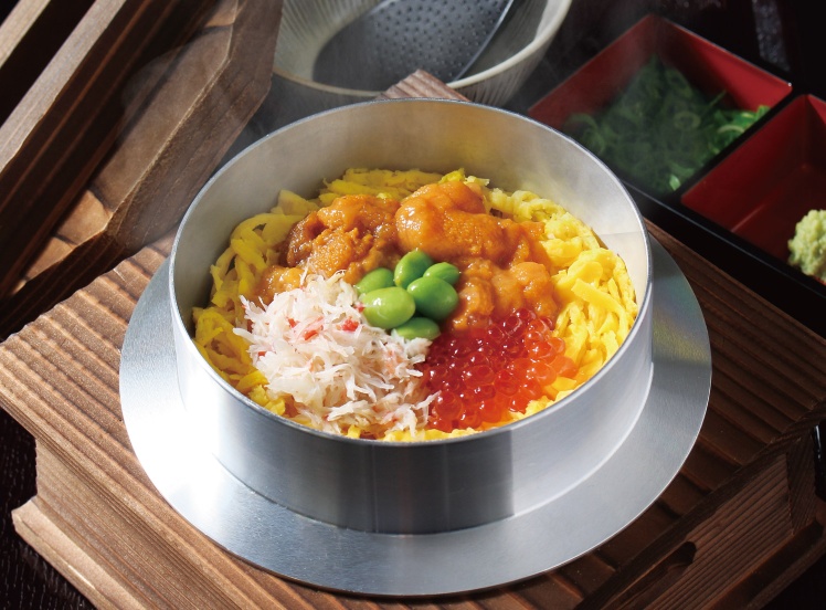 A737 彩うに釜飯